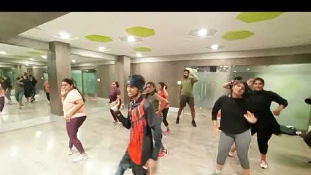 'Ayyo paapam zumba by Johnson Choreographer | Zumba Fitness | Zin Community | Flux Fitness Studio'