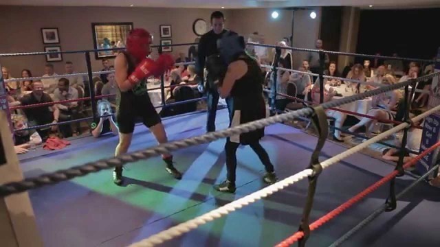 'Melanie Switters vs Caroline Adams - Funkin Fitness White Collar Boxing'