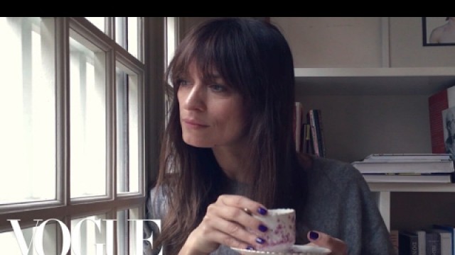 'The 5-Step French Girl Workout With Model Caroline de Maigret'