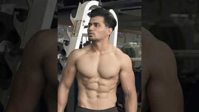 'Indian Young bodybuilder Yash Sharma | Smart bodybuilder status'