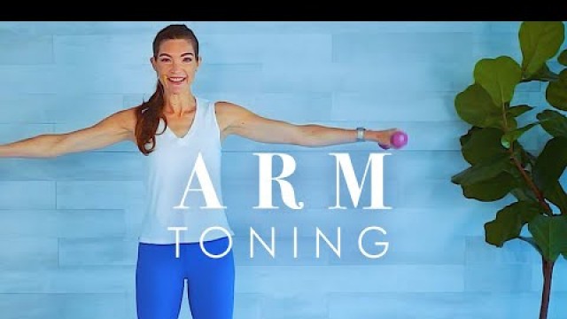 '10 Minute Arm Toning Workout // From Flabby to Firm with Light Dumbbells'
