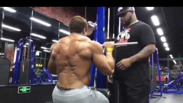 'chul Soon Back Session with Chris Cormier #Hardcore #Workout'