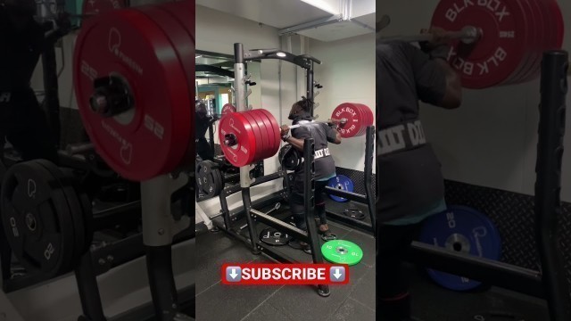 'How to use the red plates #gymtok #fitness #mattdoesfitness'