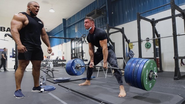 'Deadlifting with LARRY WHEELS'