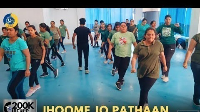 'Jhoome Jo Pathaan | Dance Video | Zumba Video | Zumba Fitness With Unique Beats | Vivek Sir'
