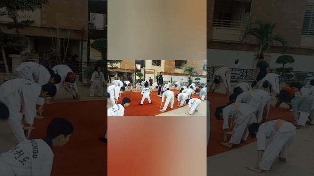 'warm-up #taekwondo #fitness #fighter #flexibility #reels'