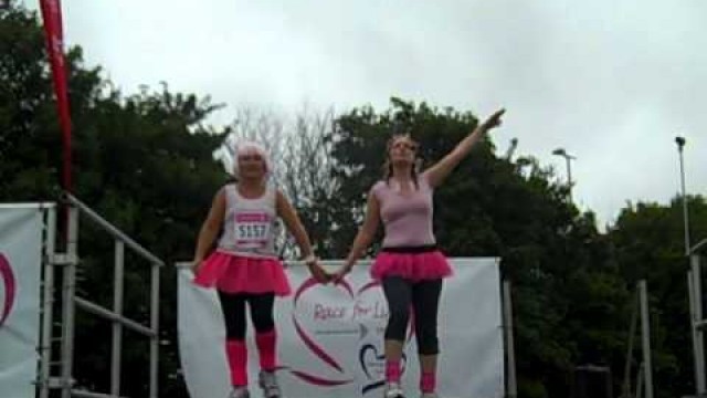 'Race For Life 2011 Afternoon Warm-up JM Fitness UK'