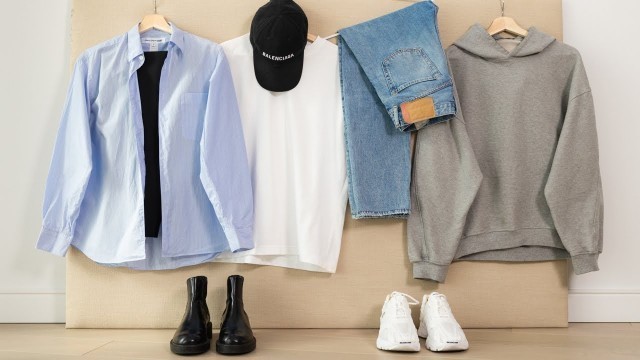 '9 ITEMS, 9 OUTFITS (capsule wardrobe example)'