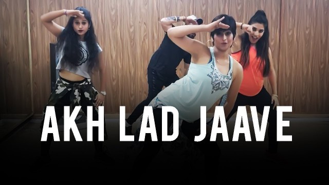 'Akh Lad Jaave (Loveyatri) | Dance Fitness Choreo by Vijaya Tupurani | Asees Kaur, Badshah, Jubin'