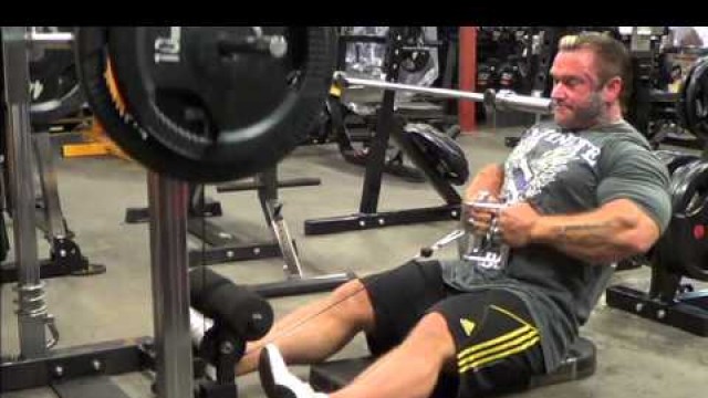 'Lee Priest doing Seated Rows on Ironmaster IM2000 Smith Machine'