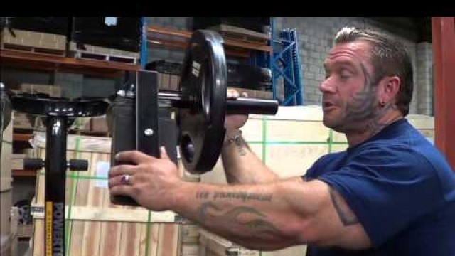'Bodybuilder Lee Priest Talks about Training Legs with Tom Platz'