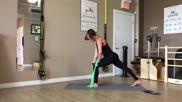'Pilates Resistance Band Athletic Flow with Trainer Fiona'