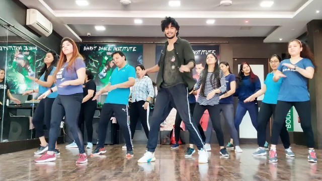 'BANG BANG | hrithik roshan | Zumba dance fitness (Bollywood)'