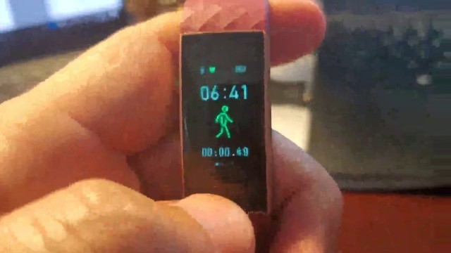 'YoYoFit Slim Kids Fitness Tracker Heart Rate Monitor Review, Excellent tracking!!'