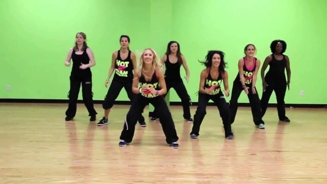 'Hot Z Team Zumba Dance Workout For Beginner'