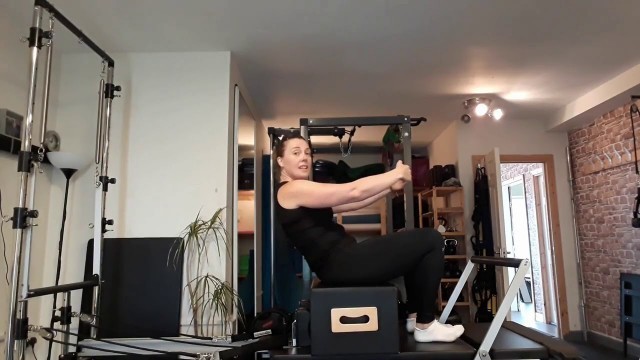 'Abdominal and Shoulder Reformer Pilates Flow - Finesse Fitness Maynooth'