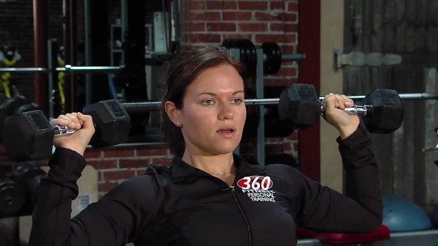 '360 Fitness Personal Training in Red Deer Demos how to use free weights'