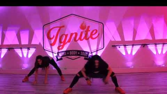 'Ignite : Dance Fitness with Gina & Tara Ignite Mind, Body, & Soul'
