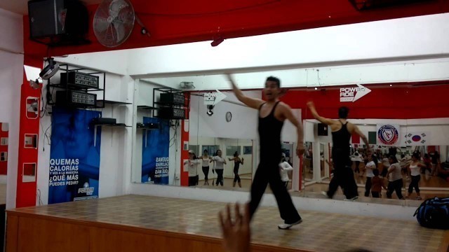 'Batedeira con José Luis León en Total Master Fitness 19 de Noviembre de 2011 01.'